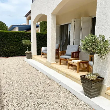 Elaia - Villa Coral Bay