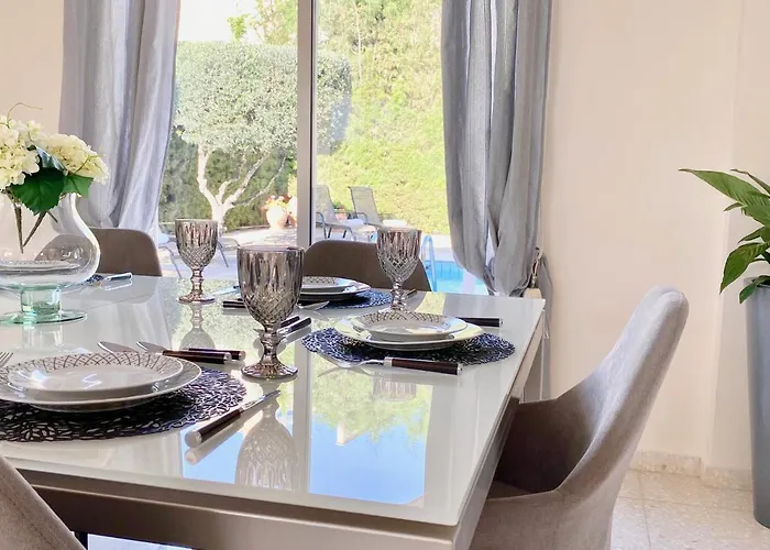 Elaia - * コーラル・ベイ